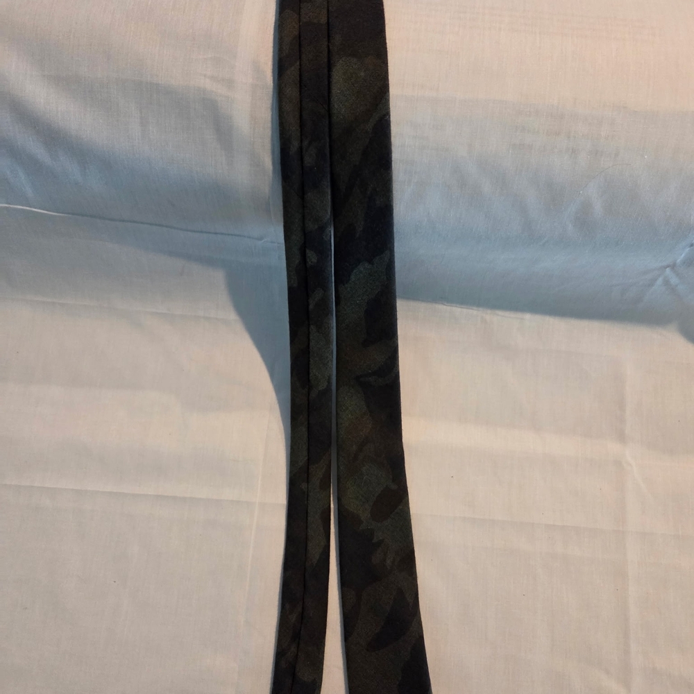 Banana Republic Black and‎ Green Tie Accessories